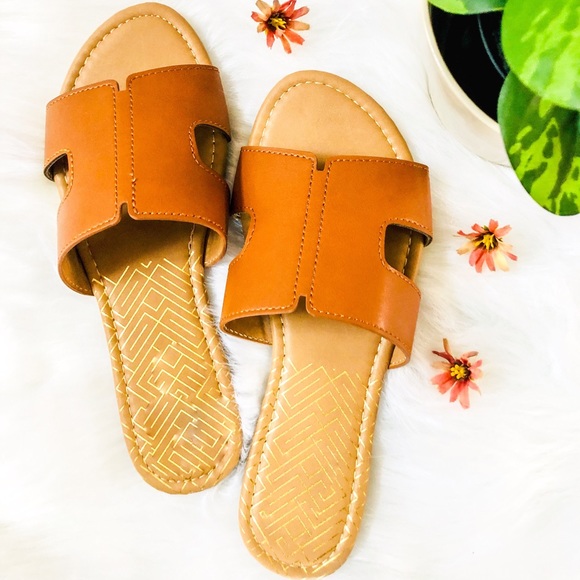 5⭐️MILEY SUMMER COGNAC FLATS- Shoe - Picture 3 of 4